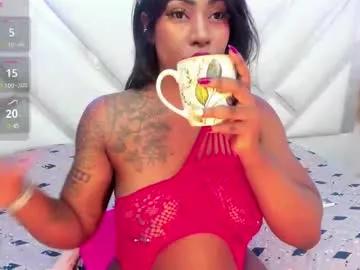 Try our girls live displays and explore the company of endless strippers, with beautiful physiques, vibrating toys and more.