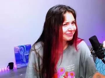 Try our girls live displays and explore the company of endless strippers, with beautiful physiques, vibrating toys and more.