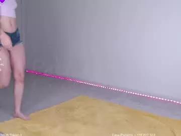 Try our girls live displays and explore the company of endless strippers, with beautiful physiques, vibrating toys and more.