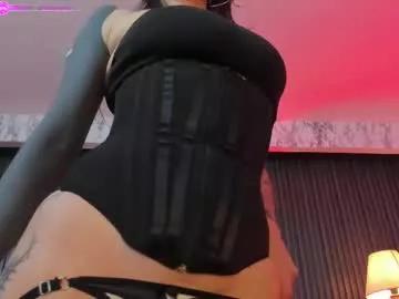 Try our girls live displays and explore the company of endless strippers, with beautiful physiques, vibrating toys and more.