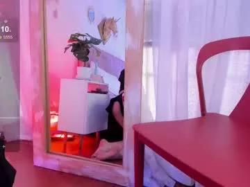 Try our girls live displays and explore the company of endless strippers, with beautiful physiques, vibrating toys and more.