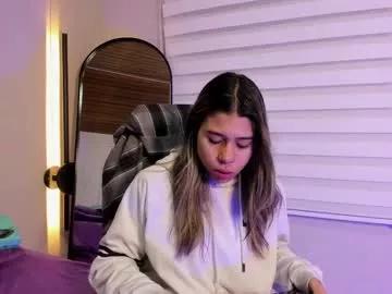 Try our girls live displays and explore the company of endless strippers, with beautiful physiques, vibrating toys and more.