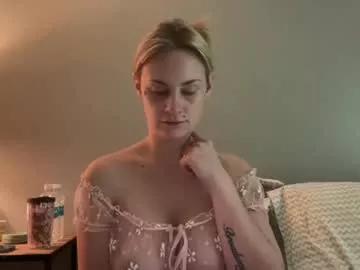 real_vickisnow from Chaturbate is Freechat