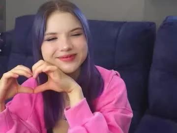 Try our girls live displays and explore the company of endless strippers, with beautiful physiques, vibrating toys and more.