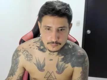 rooswell_47 from Chaturbate