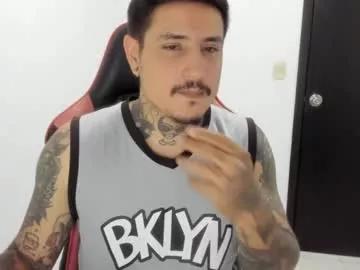 rooswell_47 from Chaturbate