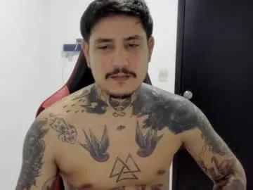 rooswell_47 from Chaturbate
