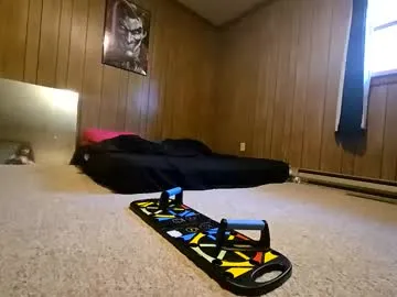 rosvelly8 — Freechat on Chaturbate