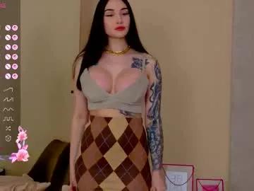 Try our girls live displays and explore the company of endless strippers, with beautiful physiques, vibrating toys and more.