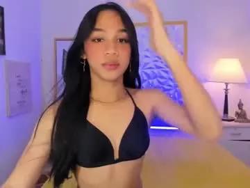 Try our girls live displays and explore the company of endless strippers, with beautiful physiques, vibrating toys and more.