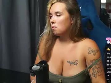 Try our girls live displays and explore the company of endless strippers, with beautiful physiques, vibrating toys and more.