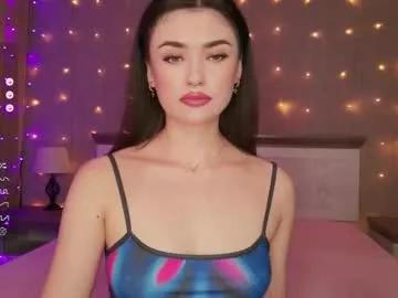 Try our girls live displays and explore the company of endless strippers, with beautiful physiques, vibrating toys and more.