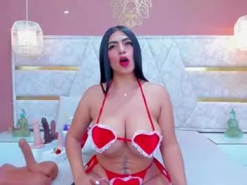 Try our girls live displays and explore the company of endless strippers, with beautiful physiques, vibrating toys and more.