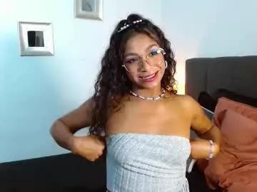 Try our girls live displays and explore the company of endless strippers, with beautiful physiques, vibrating toys and more.