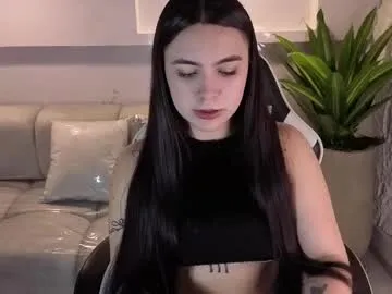 scarlett_smith_tp — Come meet me... and lose control- #18 #deepthroat #lovense #daddy #young