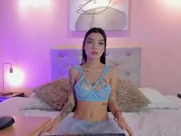 Try our girls live displays and explore the company of endless strippers, with beautiful physiques, vibrating toys and more.