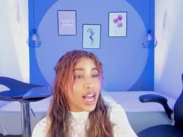 Try our girls live displays and explore the company of endless strippers, with beautiful physiques, vibrating toys and more.