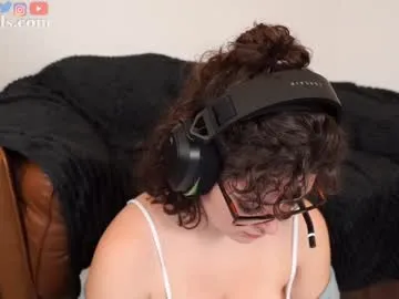 serareads — Freechat on Chaturbate