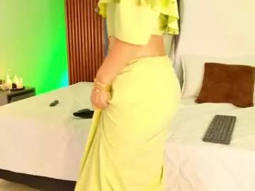 Try our girls live displays and explore the company of endless strippers, with beautiful physiques, vibrating toys and more.