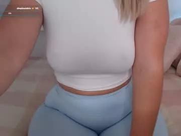 sexyskyee_ from Chaturbate is Freechat