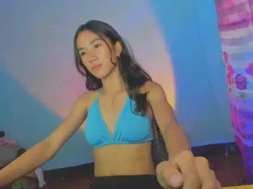 Try our girls live displays and explore the company of endless strippers, with beautiful physiques, vibrating toys and more.