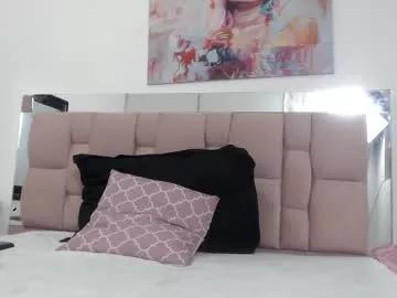 Try our girls live displays and explore the company of endless strippers, with beautiful physiques, vibrating toys and more.