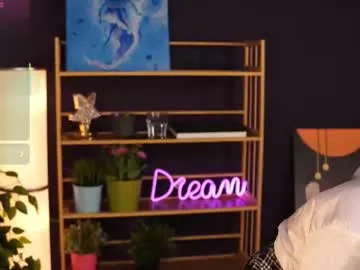 Avatar of shelleyborom