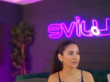 siennaruh — Angelic face with a devilish mind , lets explore your deepest desire - Multi Goal: take it like a good girl [665 tokens left] #bigass #bigboobs #anal #deepthroat #squirt