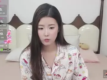 simonastephanie — GOAL: Take off a jacket [500 tokens remaining] Welcome to my room! #18  #Asian and very very #shy #young #new