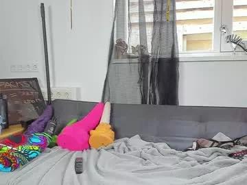 siswet19 from Chaturbate