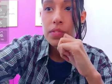 Try our girls live displays and explore the company of endless strippers, with beautiful physiques, vibrating toys and more.