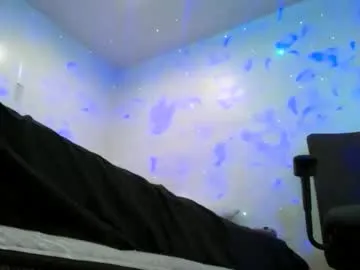 sleazyycarlit — tip me  and ill get naked n cum