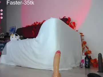 smallbabydia — Fuckshow and Squirt !  Private is open ! #teen #feet #petite #redhead #squirt [2213 tokens remaining]