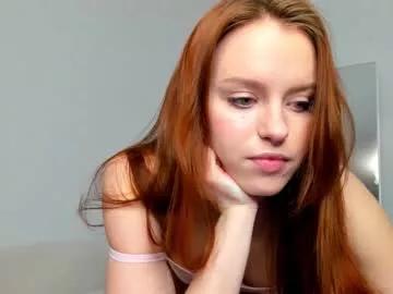 sofia_flowers model from Chaturbate