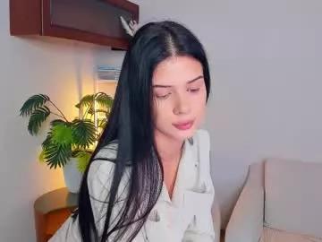 softlyy_bold from Chaturbate is Freechat