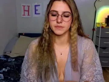 sophia_euphoria — handbra dance [105 tokens left] Nice to see youu <3s #new #bigass #shy #18 #young