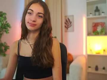 Try our girls live displays and explore the company of endless strippers, with beautiful physiques, vibrating toys and more.