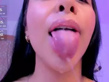 Try our girls live displays and explore the company of endless strippers, with beautiful physiques, vibrating toys and more.