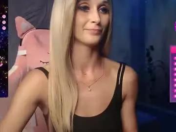 Try our girls live displays and explore the company of endless strippers, with beautiful physiques, vibrating toys and more.