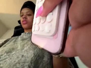 sugarbossbaby02 — GOAL: Finger pussy 2 min [495 tokens remaining] Heyyy new here #new #ebony #bbw #18 #pretty #hugetits #wet #bbc #cream