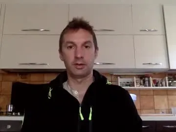 sunnypepito23 — Sunnypepito23's room