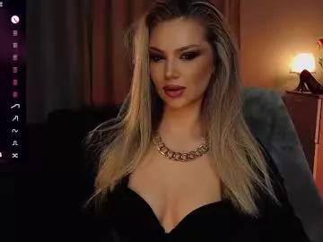 Try our girls live displays and explore the company of endless strippers, with beautiful physiques, vibrating toys and more.