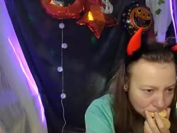 Try our girls live displays and explore the company of endless strippers, with beautiful physiques, vibrating toys and more.