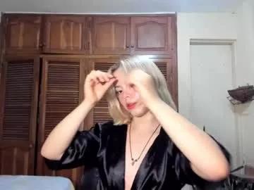 sweetshiro from Chaturbate