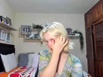 sweetshiro from Chaturbate