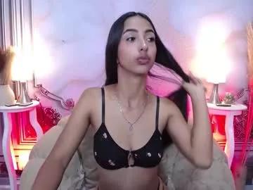 Try our girls live displays and explore the company of endless strippers, with beautiful physiques, vibrating toys and more.