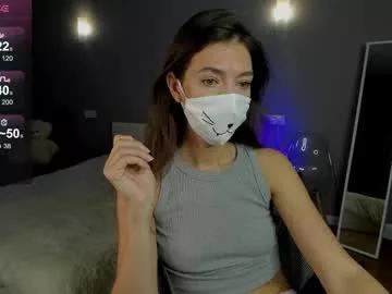 Try our girls live displays and explore the company of endless strippers, with beautiful physiques, vibrating toys and more.