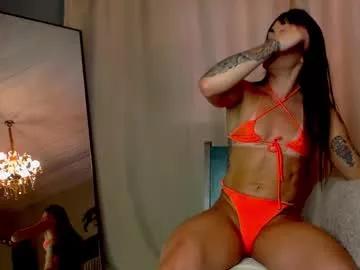 Try our girls live displays and explore the company of endless strippers, with beautiful physiques, vibrating toys and more.