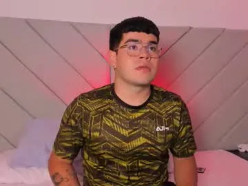 thiago_occonor — GOAL: sexy dance [99 tokens remaining] Welcome to my room! #bigcock #chubby #bigass #femboy #new