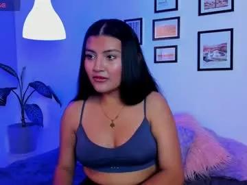 Try our girls live displays and explore the company of endless strippers, with beautiful physiques, vibrating toys and more.